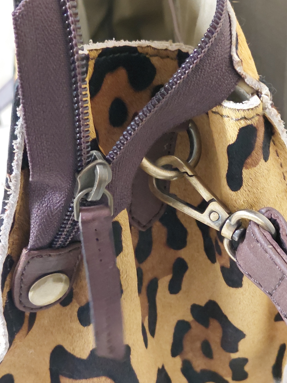 American Darling Brown Tooled Leather & Leopard Hair On *Concealed Carry Bag NWT - Picture 15 of 16